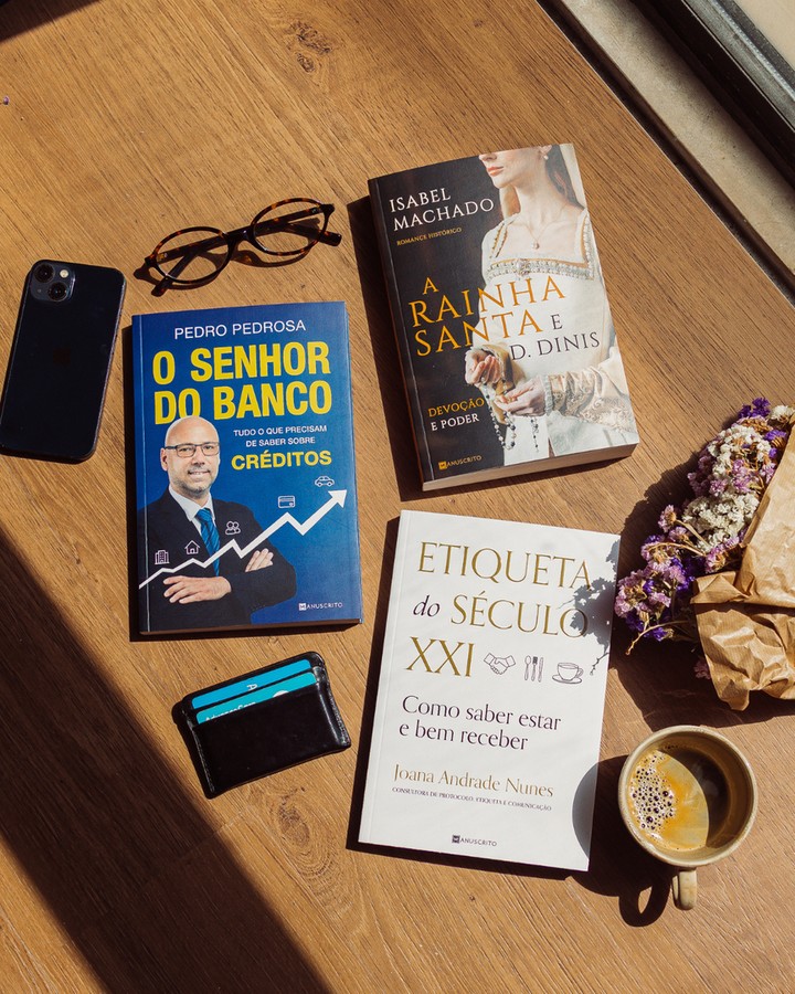Novidades Manuscrito Editora